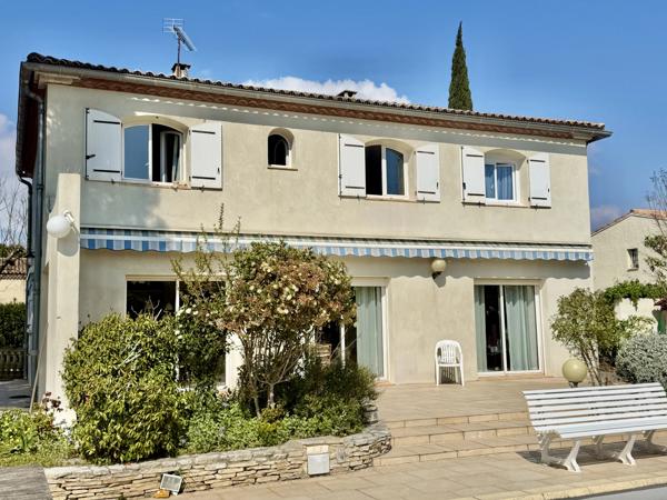 Élégante maison familiale avec piscine à deux pas du centre de Carcassonne