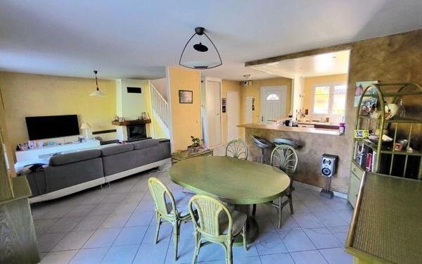 Maison à vendre    4 pièces • 117 m2 Bondoufle