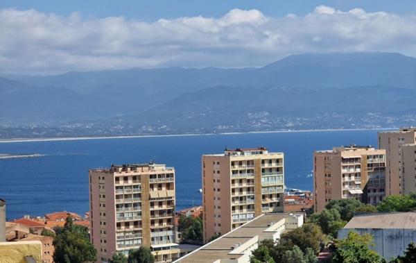 Vente Appartement P2 Vue mer Ajaccio   