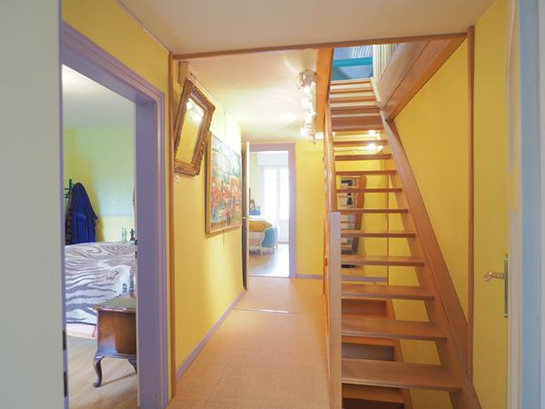 Maison de ville type 7 pleine de caractère à Metz-Vallières