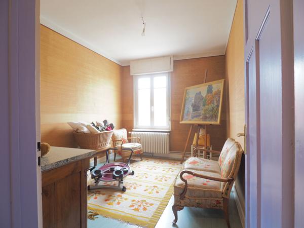 Maison de ville type 7 pleine de caractère à Metz-Vallières