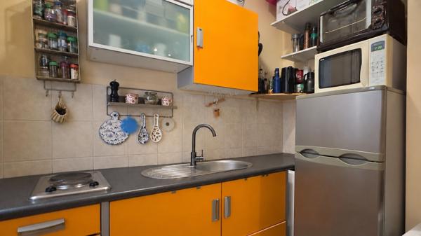 A VENDRE 2P 25M2 IMM. ART DÉCO BEL ANCIEN ASC. BUTTE BERGEYRE - BUTTES CHAUMONT PARIS 19E