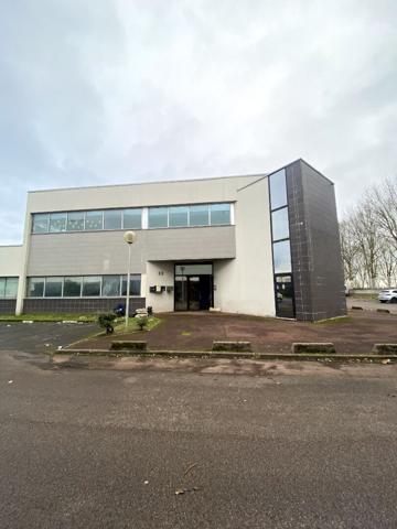 Local commercial Grigny 236,5 m2