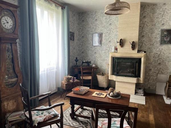 Maison à vendre |  Sauviat-sur-Vige |  6 pièces | 153 m²