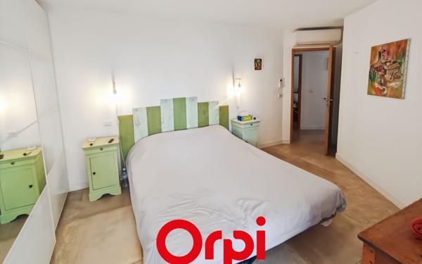 Appartement à vendre    5 pièces • 132,35 m2 Bandol