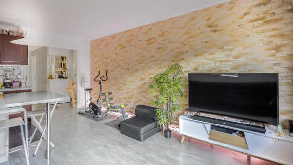 3 pièces avec box et cave