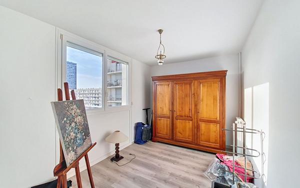 Appartement à vendre    5 pièces • 91,86 m2 Tours