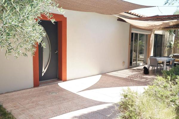 Ensemble immobilier de 440 m² sur une parcelle de 1536 m²