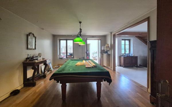 Maison à vendre    7 pièces •  Aigremont