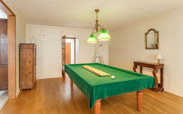 Maison à vendre    7 pièces •  Aigremont