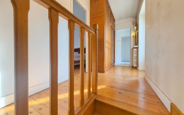 Maison à vendre    7 pièces •  Aigremont