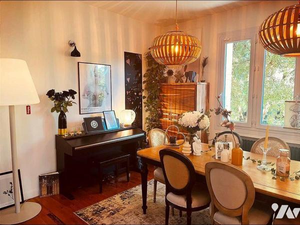 MONTELIMAR Grande maison 273 m2, jardin et piscine