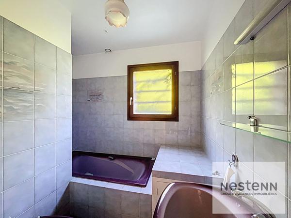 À vendre - Saint Germain les Arpajon - Proche des écoles, des commerces et des lignes de bus - grand terrain de 1400 m2 - vie de plain pied