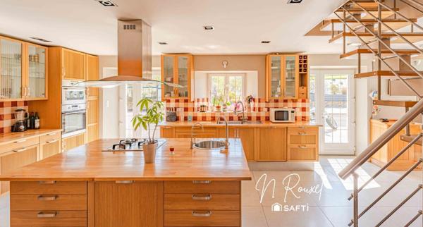 Superbe propriété familiale de 300 m² avec possibilité chambres d’hôtes / gîtes