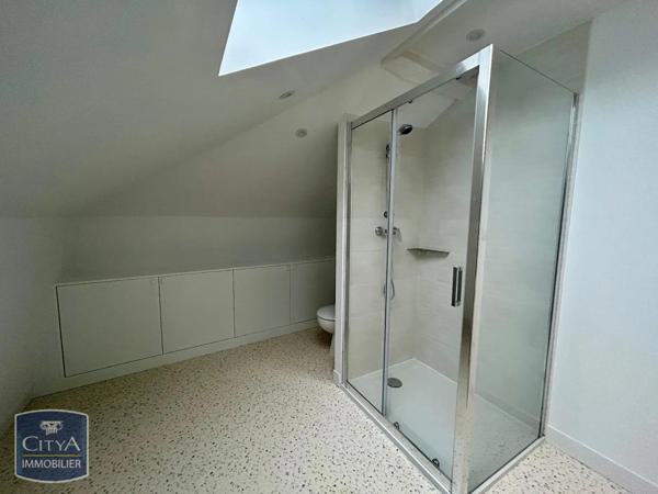 Maison à louer 7 pièces 147m²