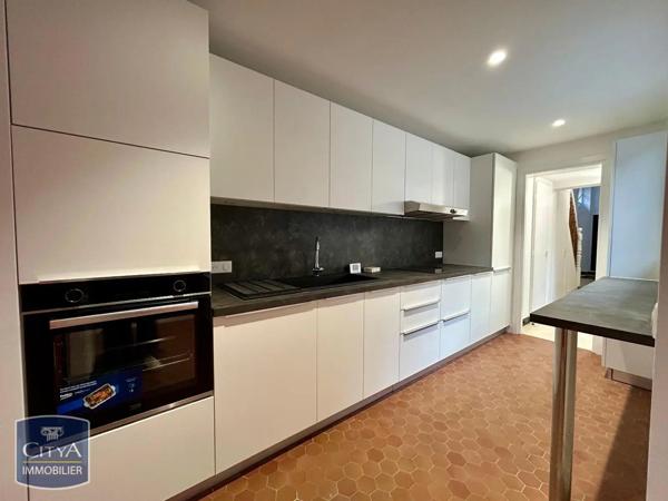 Maison à louer 7 pièces 147m²