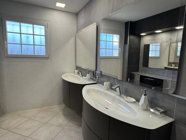 VILLA AVEC PISCINE A BAUDONVILLIERS