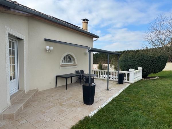 VILLA AVEC PISCINE A BAUDONVILLIERS