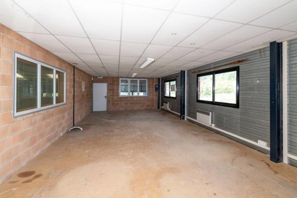 Veynes/Aspres sur Buech/ ZA La Condamine 05140 Local industriel 1000m2/ parcelle de 5000 m2