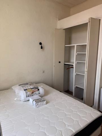 Location Appartement 2 pièces Cadolive (13950)