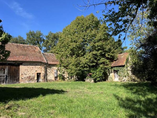 Maison à vendre |  Saint-Priest-la-Marche |  2 pièces | 50 m²