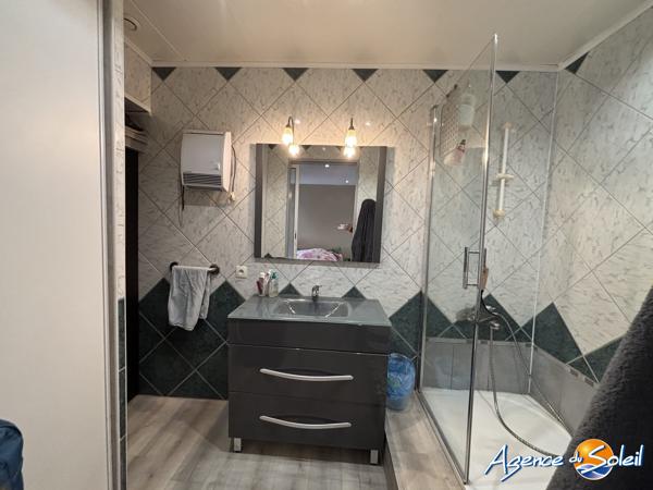 Immobilier Pro à Saint-Pierre-la-Mer Murs commerciaux tous commerces