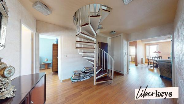 Appartement T4 en duplex de 98 m² - avec vue panoramique sur Paris - Montmorency centre