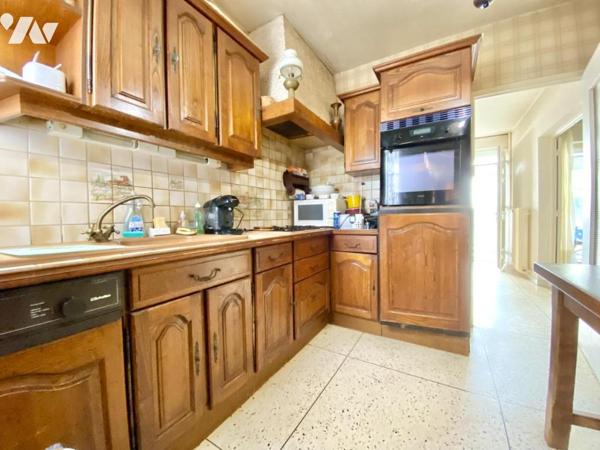 Maison à moderniser 79m² sur 331m² de jardin