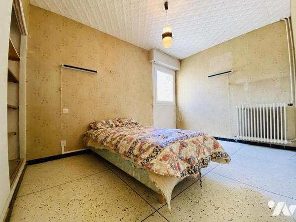 Maison à moderniser 79m² sur 331m² de jardin