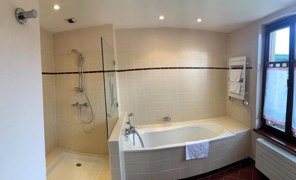 Hôtel  Restaurant  30 pièce(s) 2000 m2