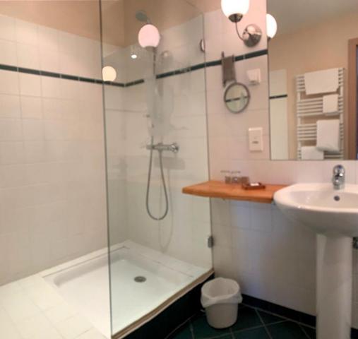 Hôtel  Restaurant  30 pièce(s) 2000 m2