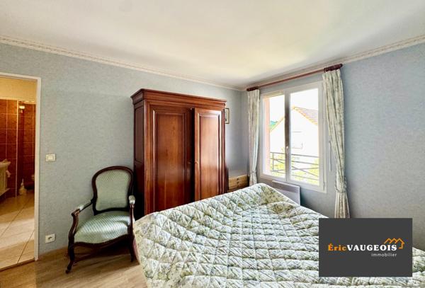 Coulommiers (77120) Appart F3/F4 - 85 m² Ascenseur. Dernier étage. Coulommiers