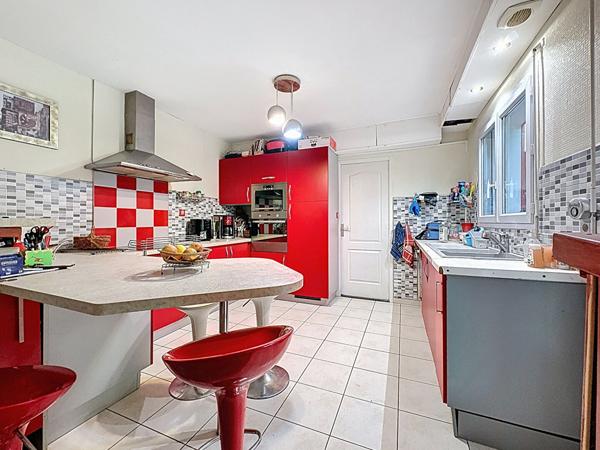 Maison 4 chambres Les Bois d'Anjou avec belle vue sur la campagne