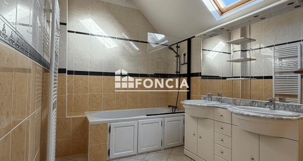 À vendre Maison 6 pièces 111 m² - Vernouillet 78540