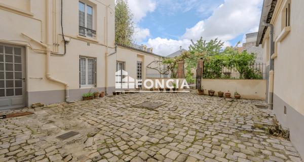 À vendre Appartement 4 pièces 55.19 m² - Versailles 78000
