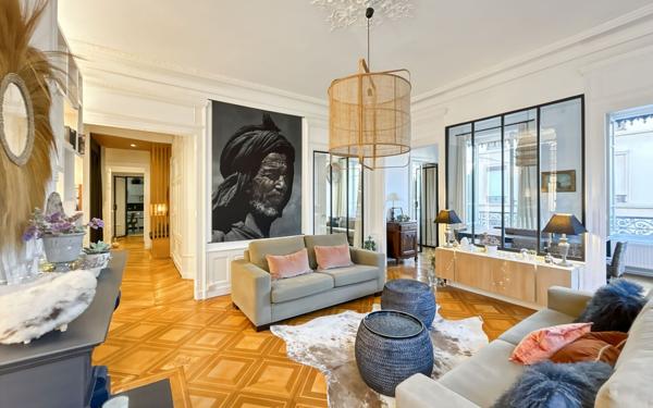 Appartement à vendre    5 pièces • 129,32 m2 Lyon 6