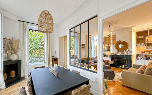 Appartement à vendre    5 pièces • 129,32 m2 Lyon 6