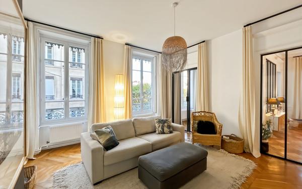 Appartement à vendre    5 pièces • 129,32 m2 Lyon 6