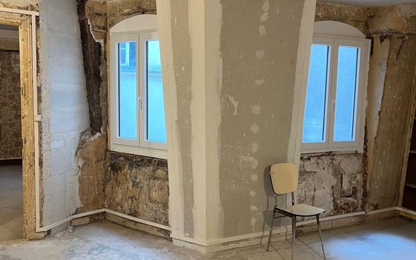 Appartement à vendre    2 pièces • 39,70 m2 Paris 3