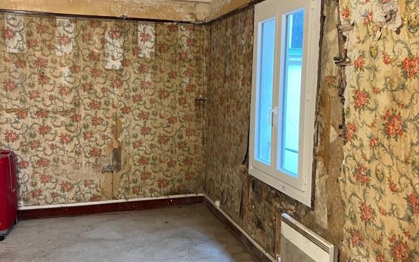 Appartement à vendre    2 pièces • 39,70 m2 Paris 3