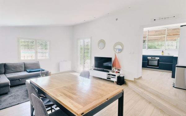 Maison à vendre    4 pièces •  Marseille 12