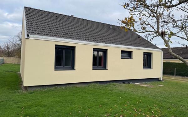 Maison à vendre    5 pièces •  Berd'huis