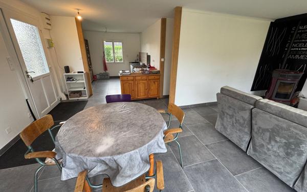 Maison à vendre    5 pièces •  Berd'huis