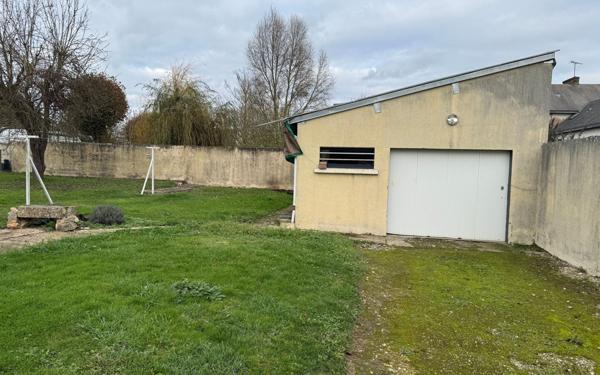 Maison à vendre    5 pièces •  Berd'huis