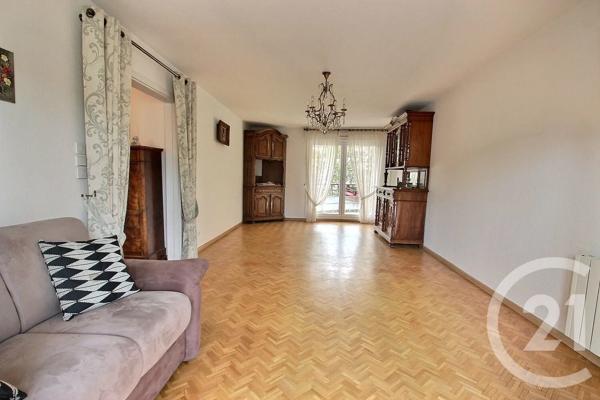 Appartement F3 à vendre  3 pièces - 77 m 2   HAGUENAU  - 67