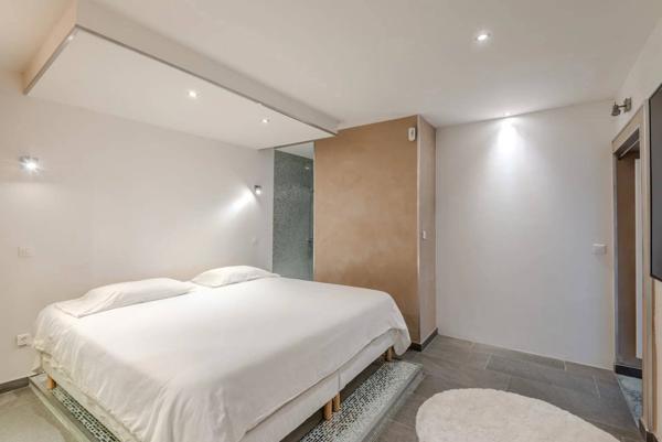 Appartement 5 pièces 131m² proche du lac