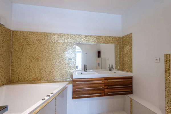 Appartement 5 pièces 131m² proche du lac