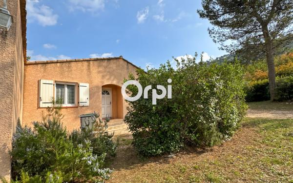 Maison à vendre    5 pièces •  Aubagne