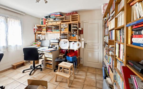 Maison à vendre    5 pièces •  Aubagne