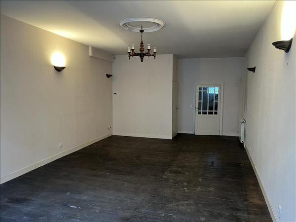 Maison à vendre |  Montbron |  5 pièces | 142 m²